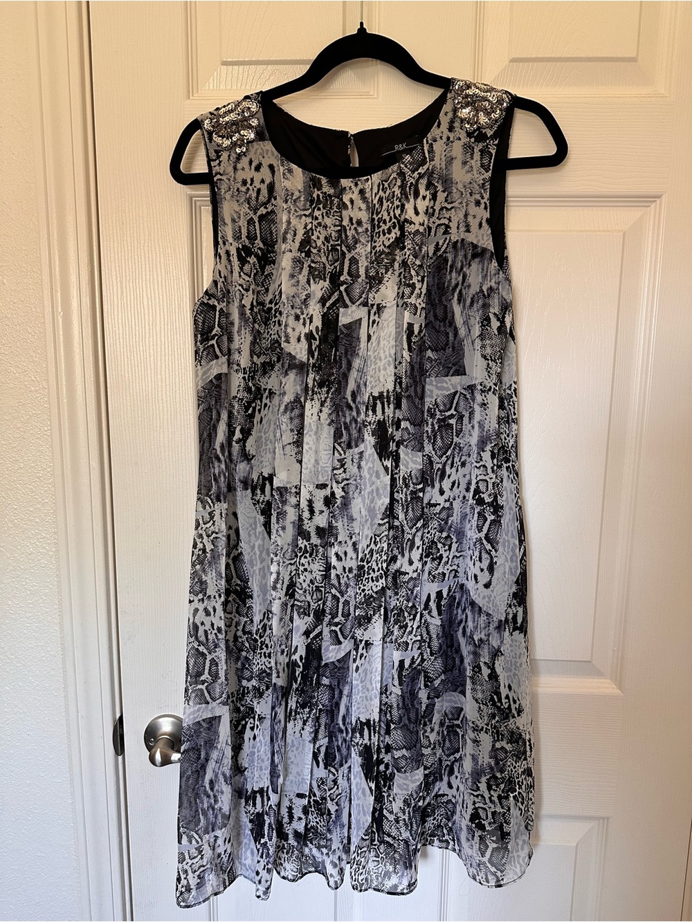 R&K Sleeveless Snake Print Dress